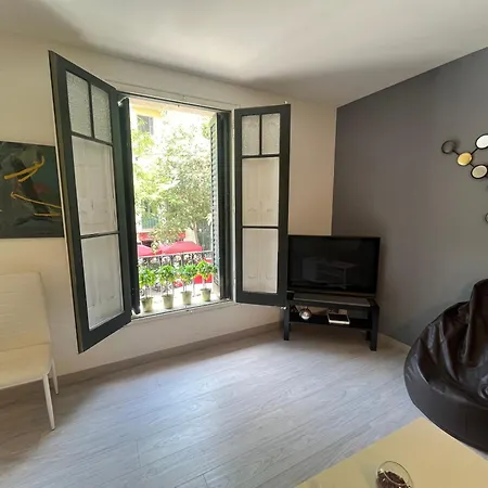 Appartement 54 *